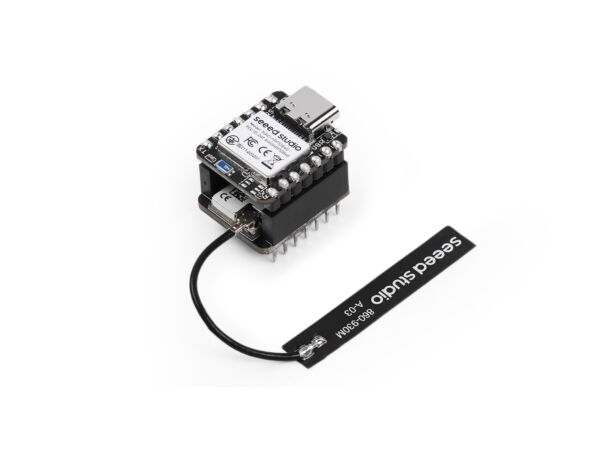 Seeed Studio XIAO nRF52840 + Wio-SX1262 Kit